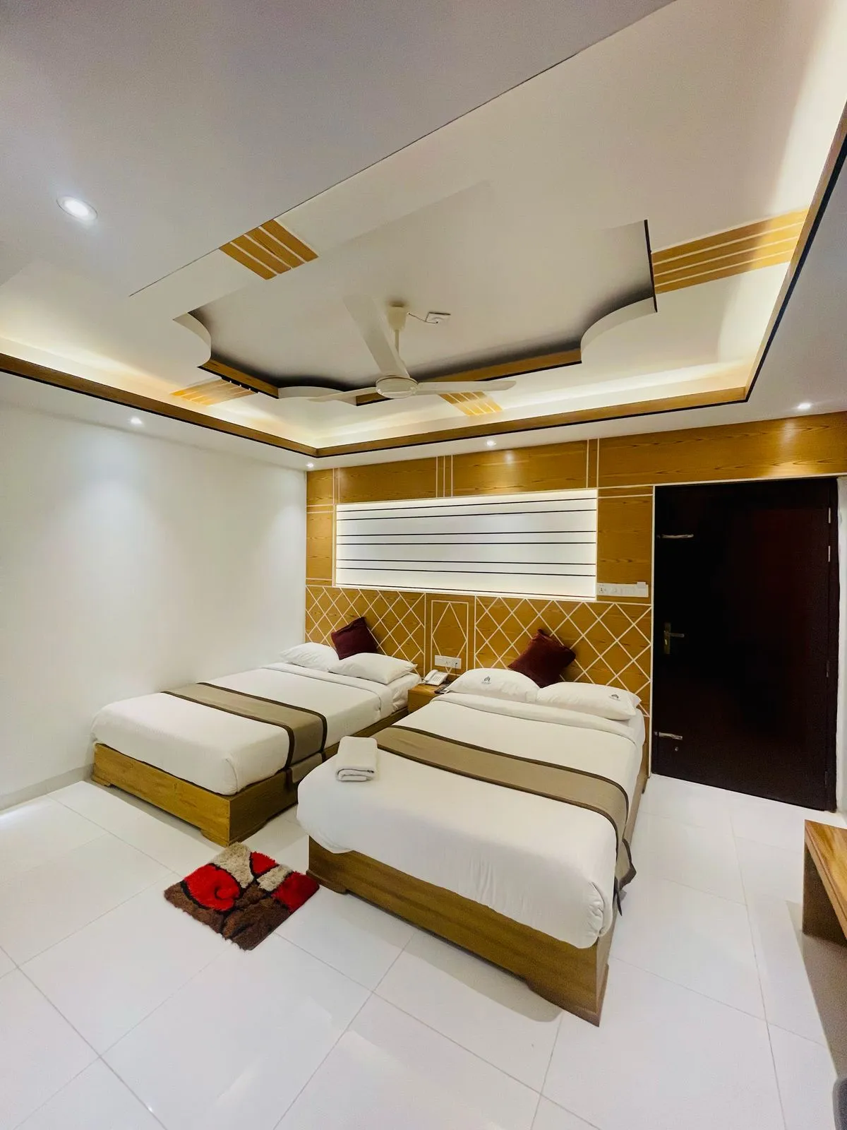 premium-double-bed-03